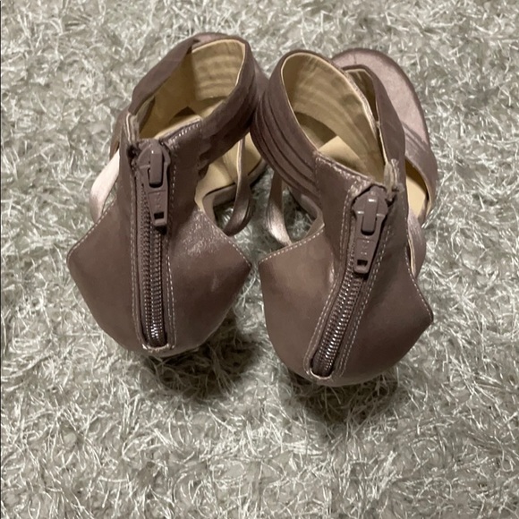 Jacqueline Ferrar stiletto heels - Picture 2 of 6